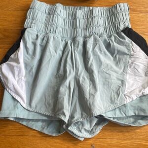 gilly hicks shorts